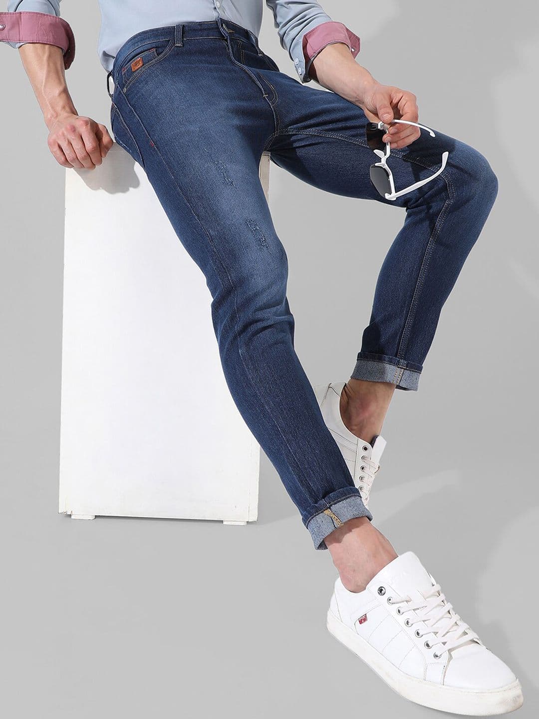 CAHOOT Men Smart Slim Fit Low Distressed Light Fade Stretchable Cotton Jeans - view 1