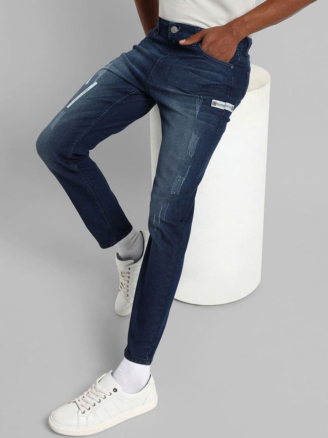 CAHOOT Men Smart Slim Fit Mildly Distressed Light Fade Stretchable Cotton Jeans - view 1