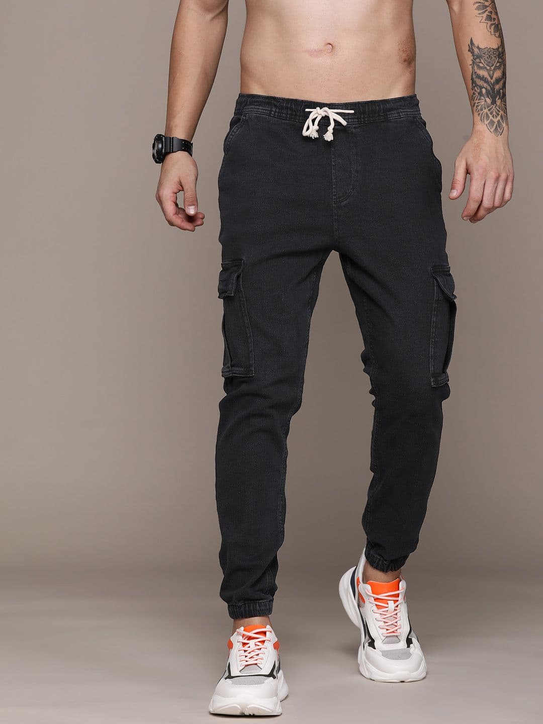 The Roadster Lifestyle Co. Men Jogger Fit Cargo Jeans - view 1