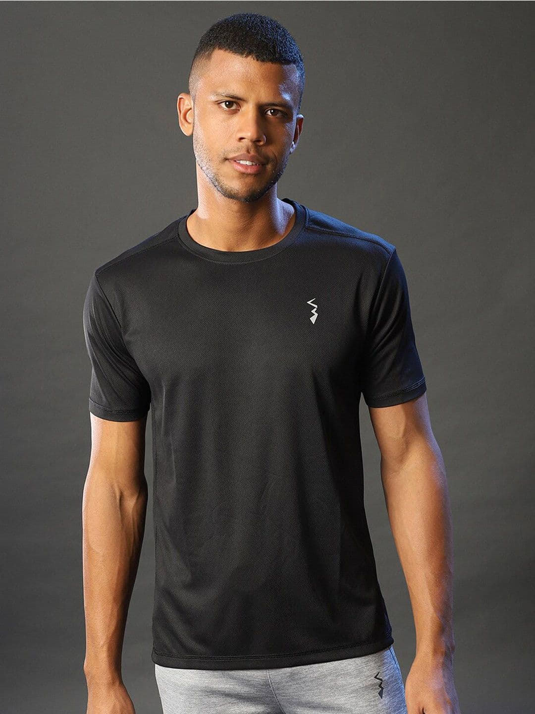 CAHOOT Black Round Neck Short Sleeves Running Dry Fit Sports T-shirt - view 1