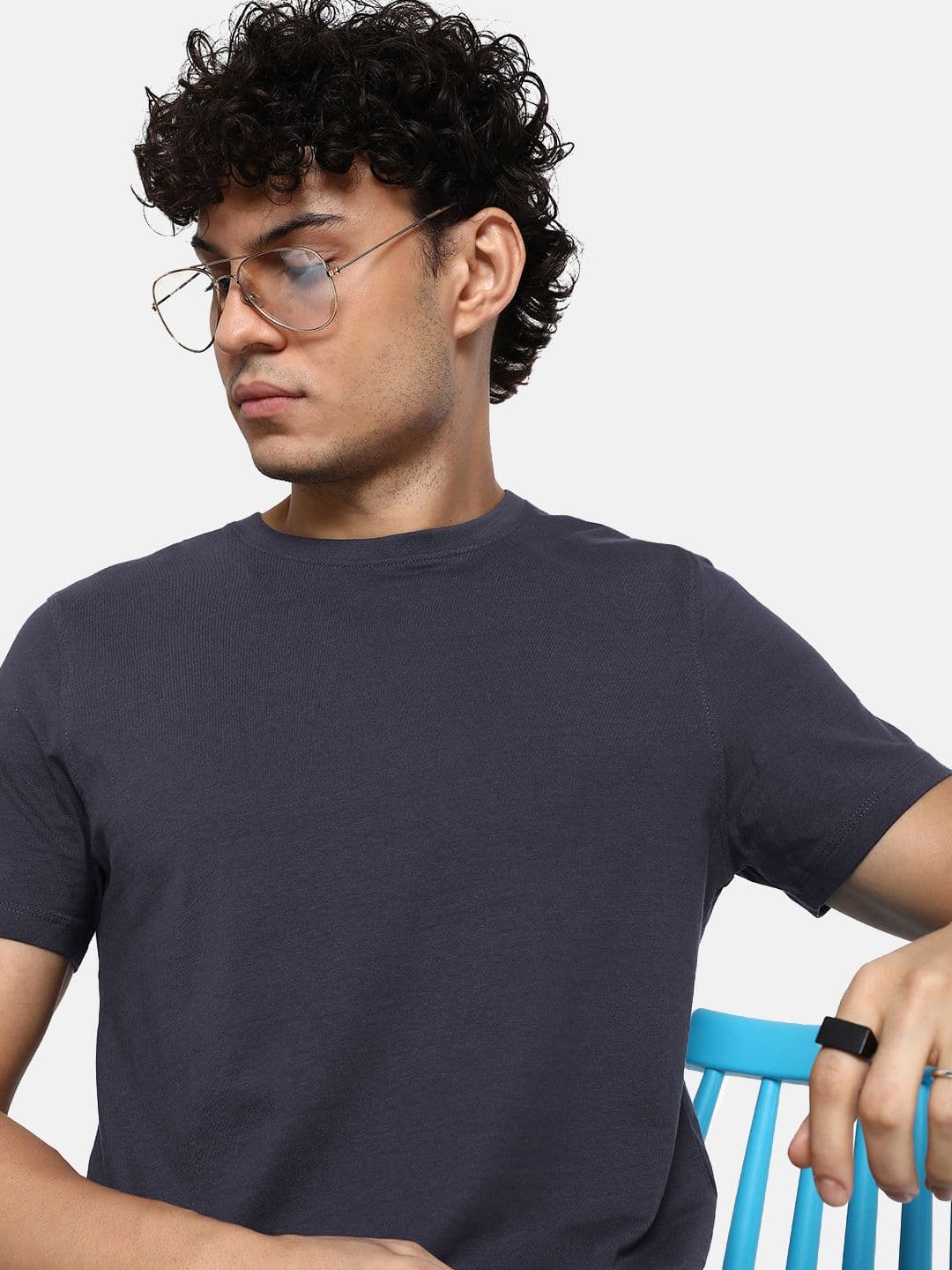 Roadster Men Navy Blue Solid Round Neck Pure Cotton T-shirt - view 1