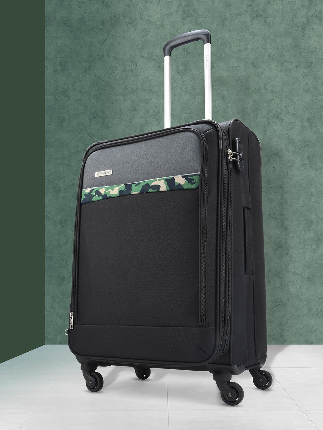 Aristocrat COMMANDER Camouflage Print Expandable Large Trolley Suitcase - view 1