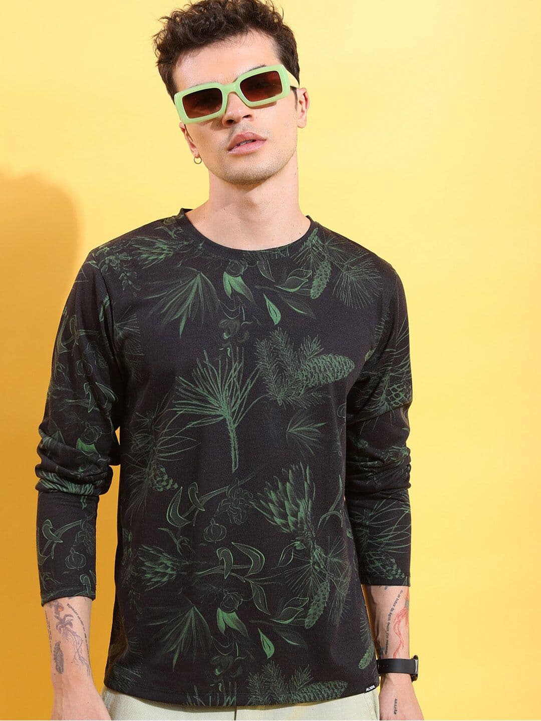 HIGHLANDER Black & Green Floral Printed Relaxed Fit T-shirt - view 1