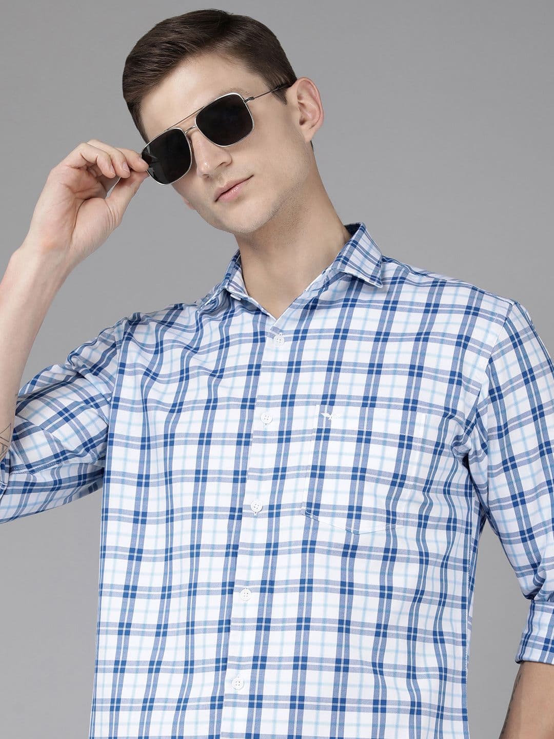 Park Avenue Slim Fit Checked Pure Cotton Casual Shirt - view 1