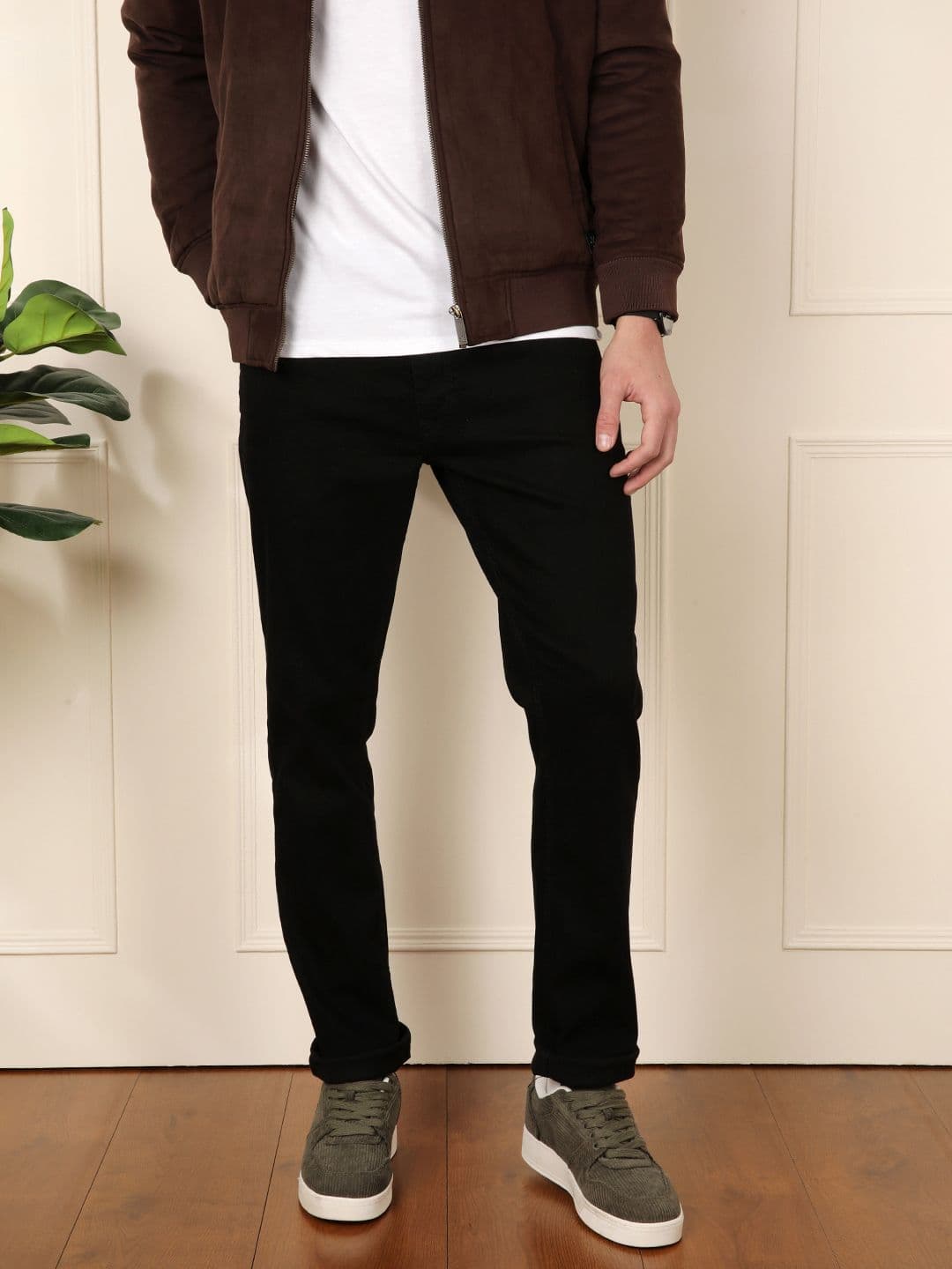 WROGN Men Slim Fit Stretchable Mid-Rise Jeans - view 1