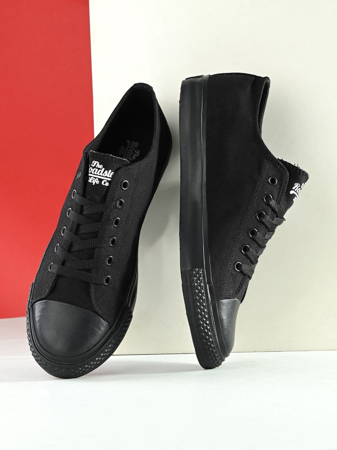 The Roadster Lifestyle Co. Men Black Lightweight Comfort Insole Canvas Basics Sneakers - view 1