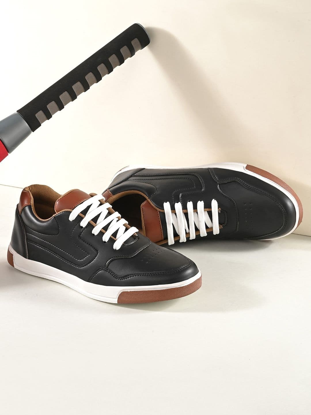 The Roadster Lifestyle Co. Men Black Lightweight Comfort Insole Contrast Sole Sneaker - view 1