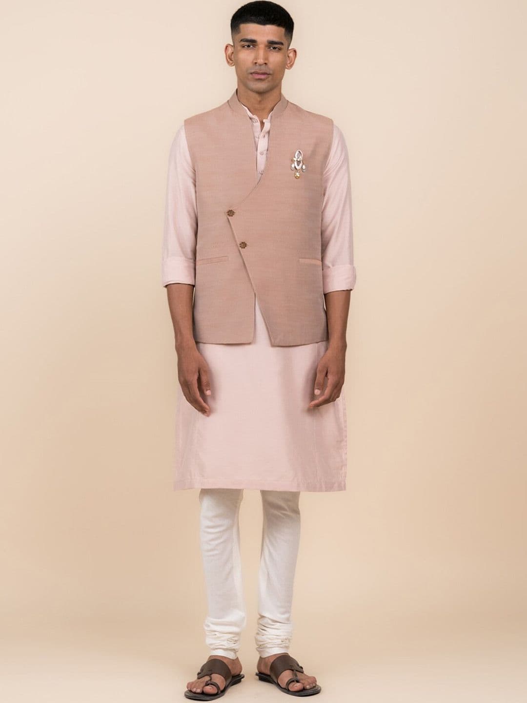 Tasva Woven-Design Bundi Nehru Jacket - view 1