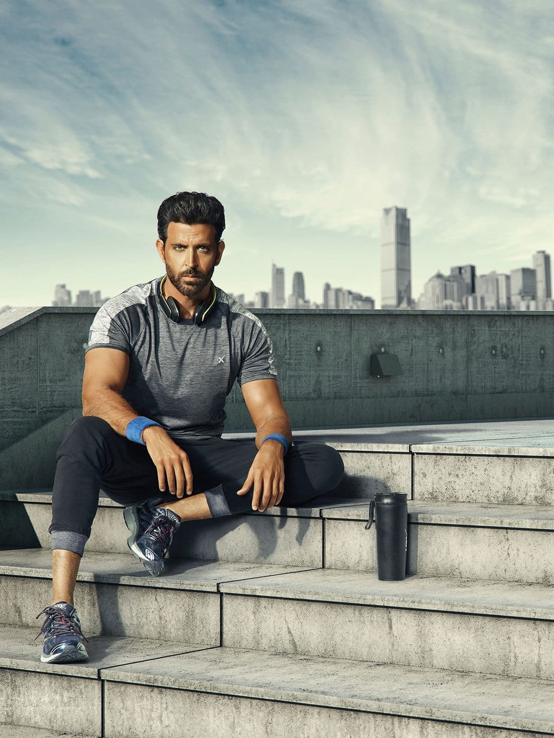 HRX by Hrithik Roshan Men Charcoal Grey Advanced Rapid Dry Raglan Regular Fit T-shirt - view 1