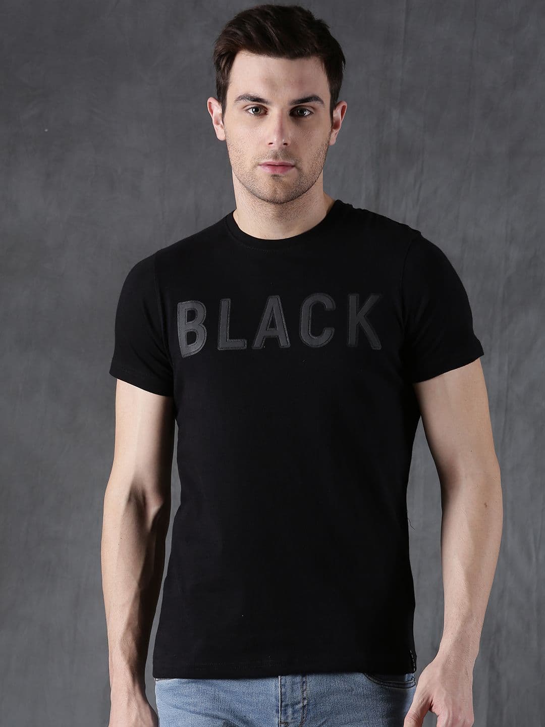 WROGN Men Black Solid Round Neck T-shirt - view 1