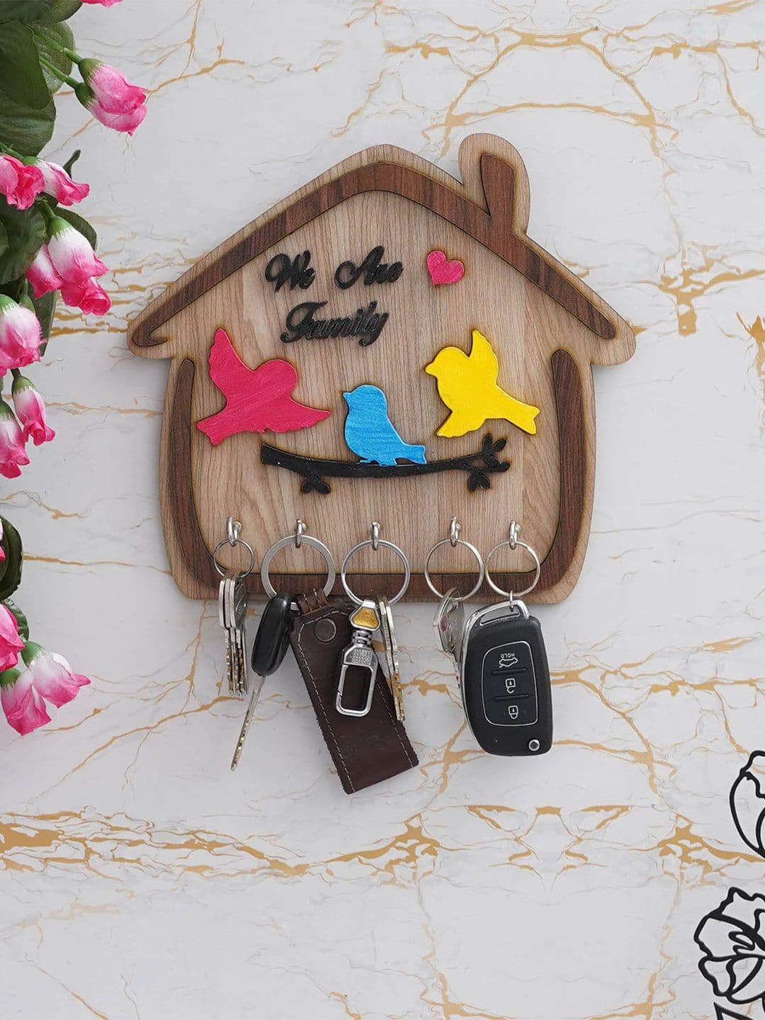 Artisyn Brown We Are Family Quote 5 Hooks Wooden Key Holder - view 1