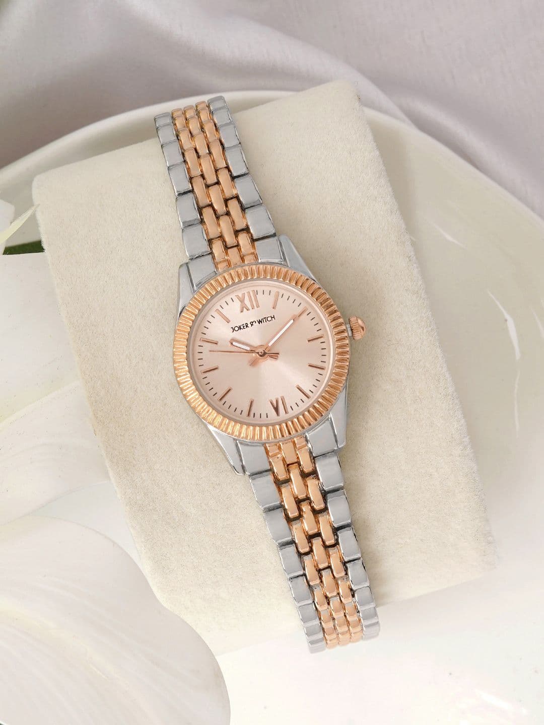 JOKER & WITCH Women Embellished Dial & Bracelet Style Straps Analogue Watch AMWW689 - view 1