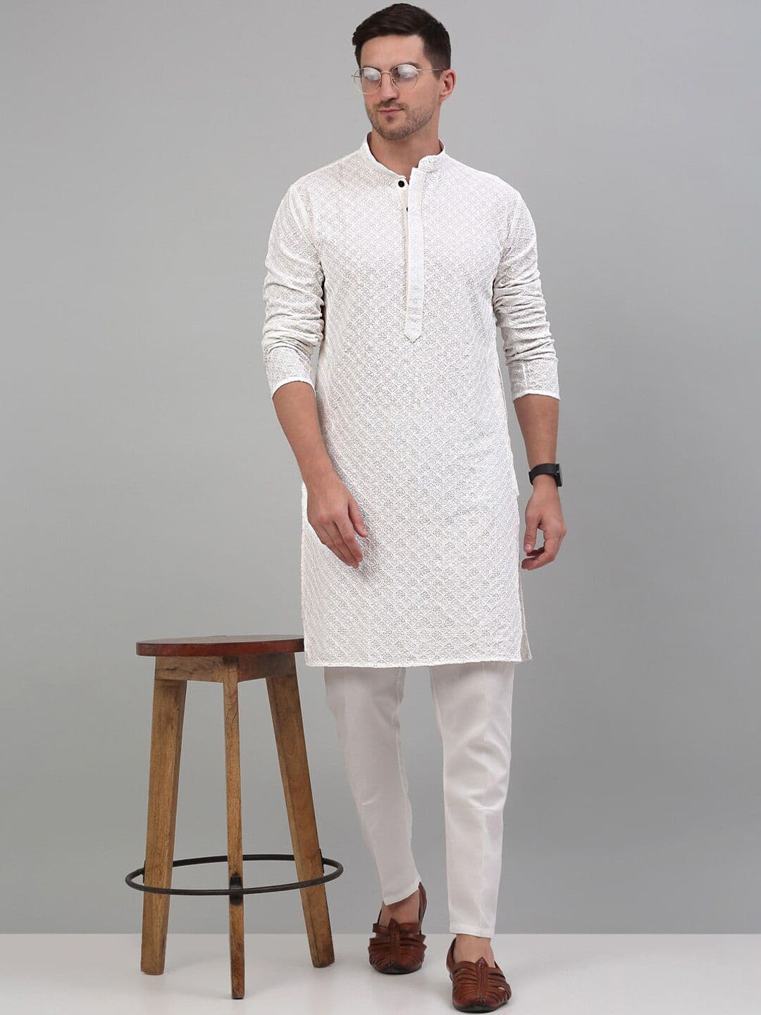 Jompers Geometric Embroidered Mandarin Collar Sequined Kurta - view 1