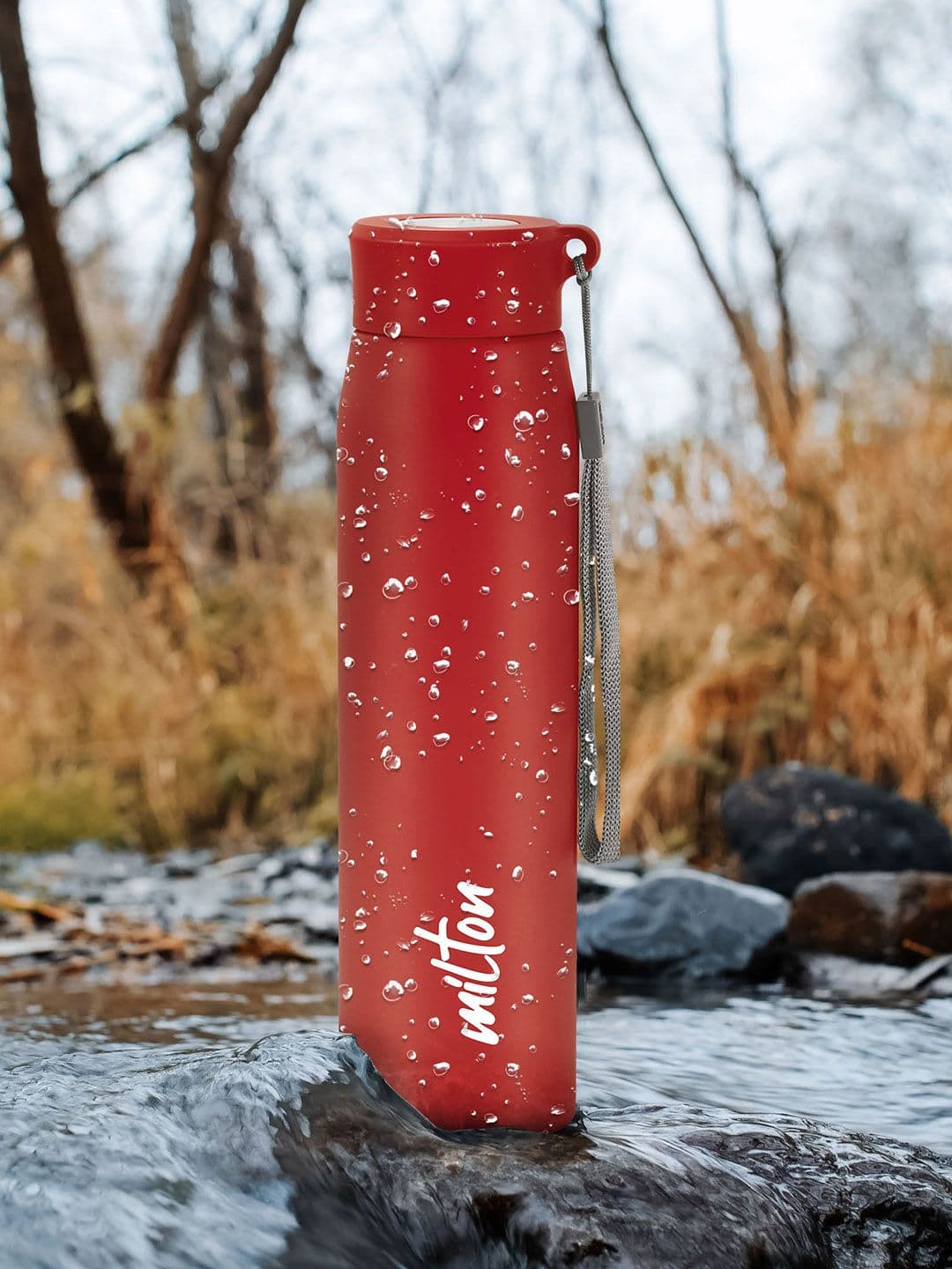 Milton Handy 850 Red Stainless Steel Single Wall Vacuum Water Bottle - 780ml - view 1