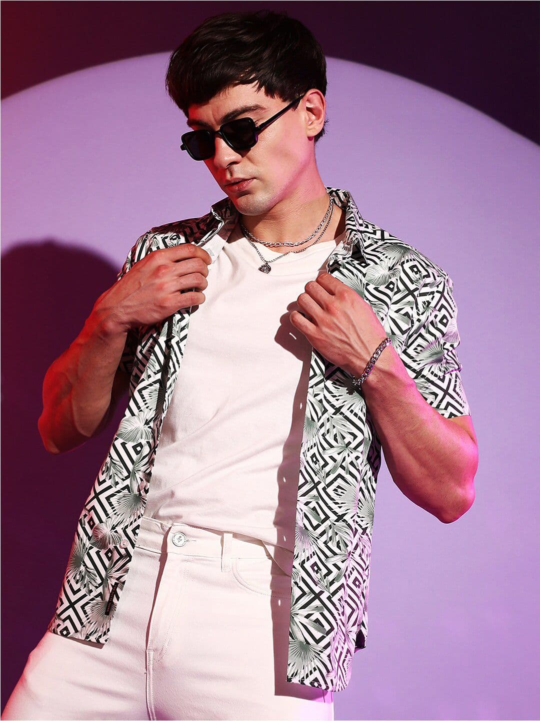 CAHOOT White & Black Geometric Printed Classic Cotton Casual Shirt - view 1