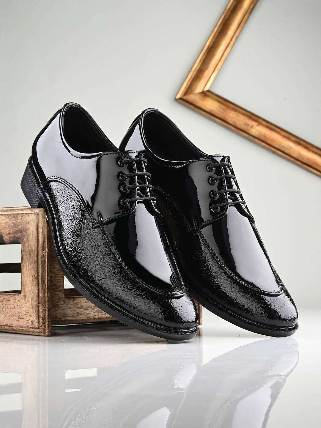INVICTUS Men Textured Patent Leather Formal Derbys - view 1