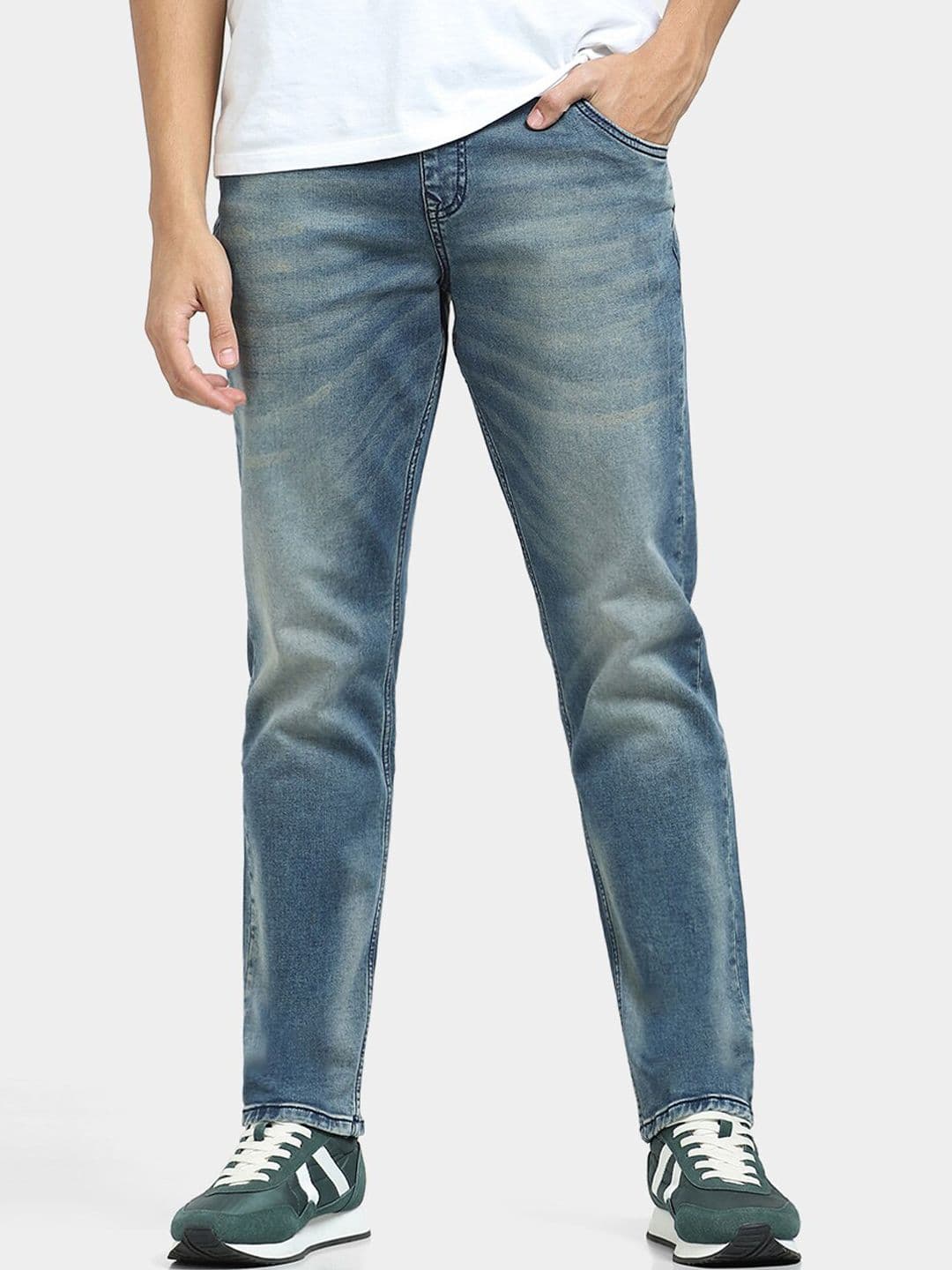 Jack & Jones Men Low-Rise Clean Look Heavy Fade Stretchable Jeans - view 1
