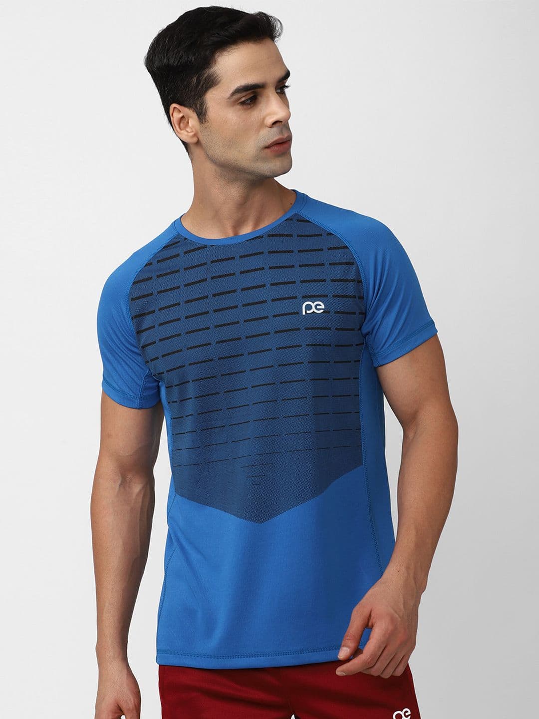 Peter England Casuals Geometric Printed Raglan Sleeves Knitted T-Shirt - view 1