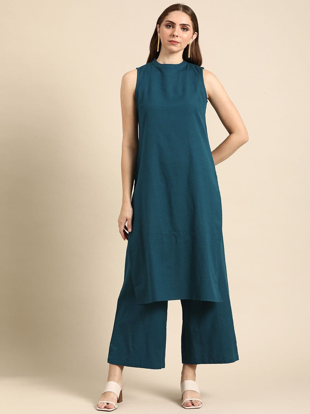 Anouk Women Solid Round Neck Pure Cotton Kurta - view 1