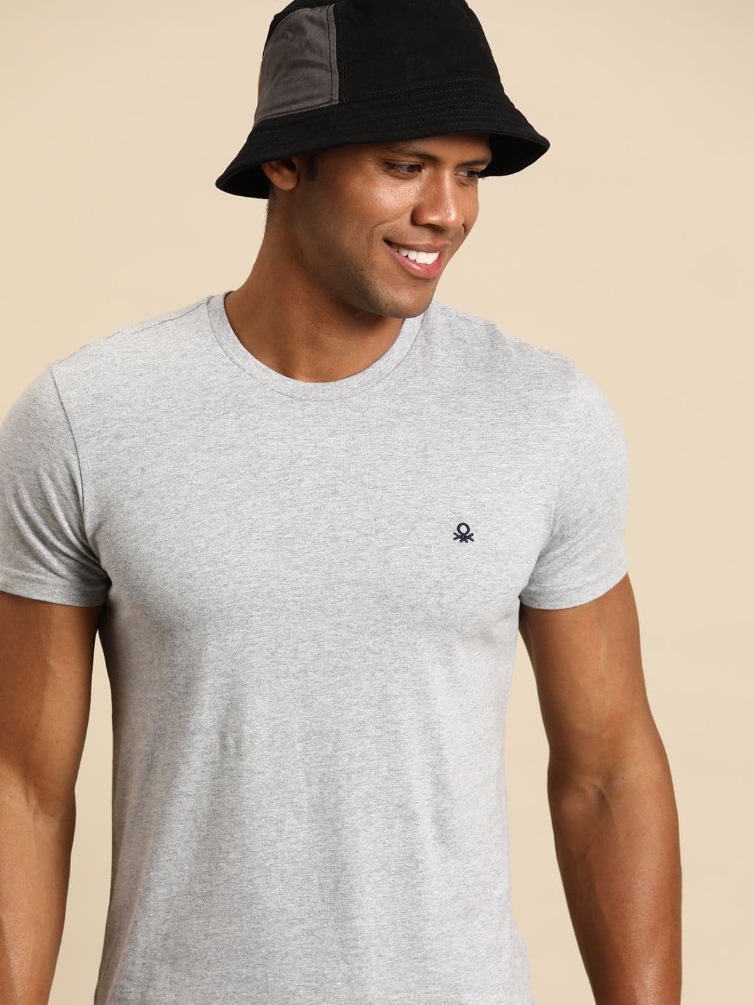 United Colors of Benetton Men Pure Cotton T-shirt - view 1