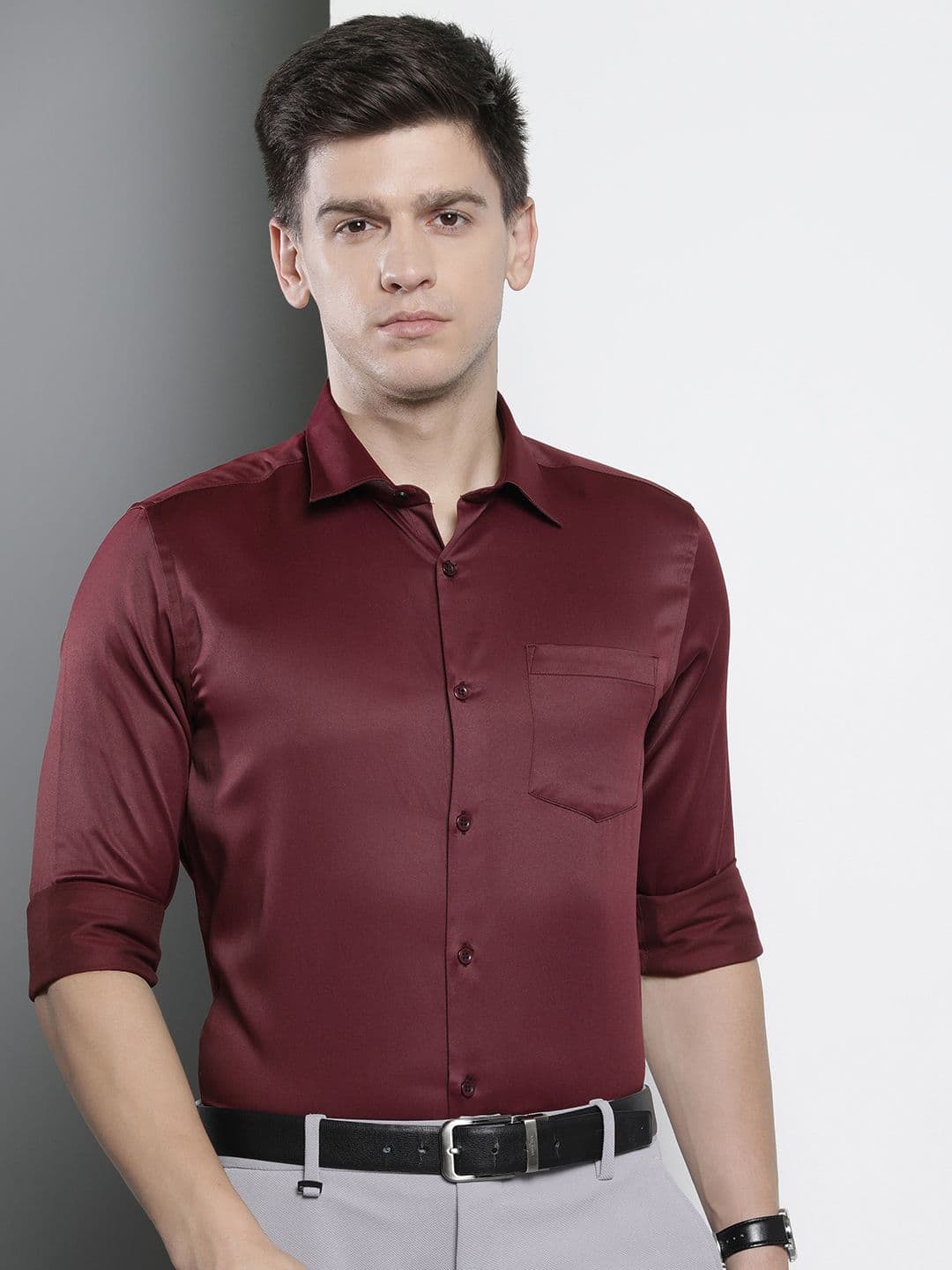 The Indian Garage Co. X Luxe Men Solid Slim Fit Opaque Formal Shirt - view 1