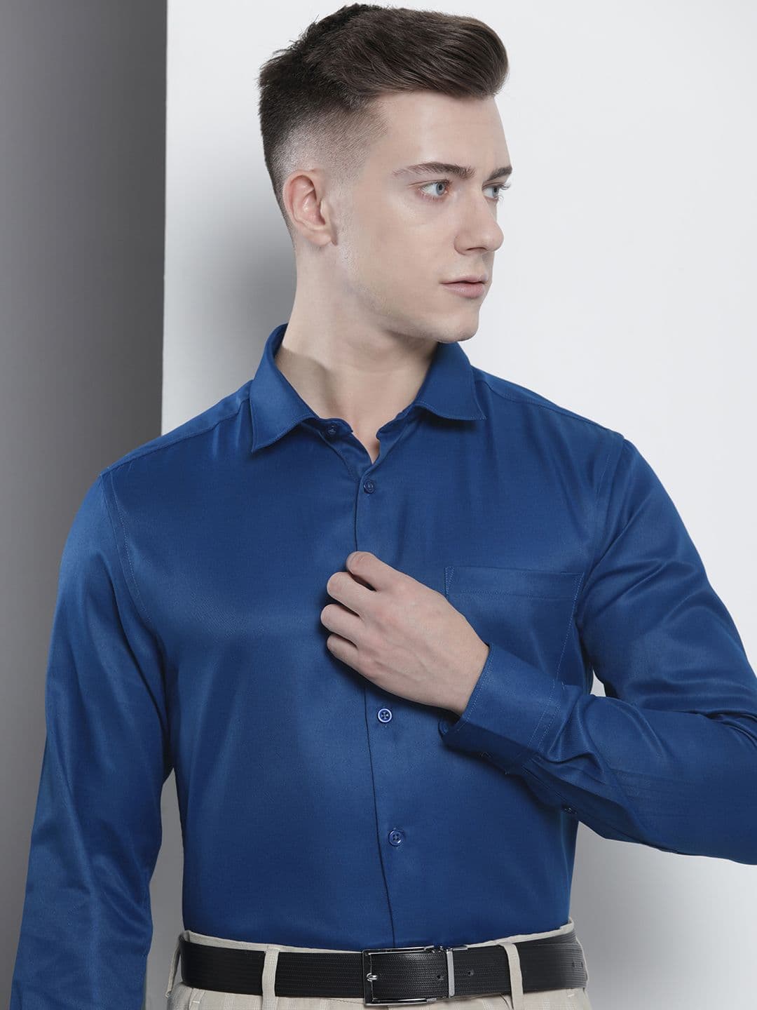 The Indian Garage Co. X Luxe Men Solid Slim Fit Opaque Formal Shirt - view 1