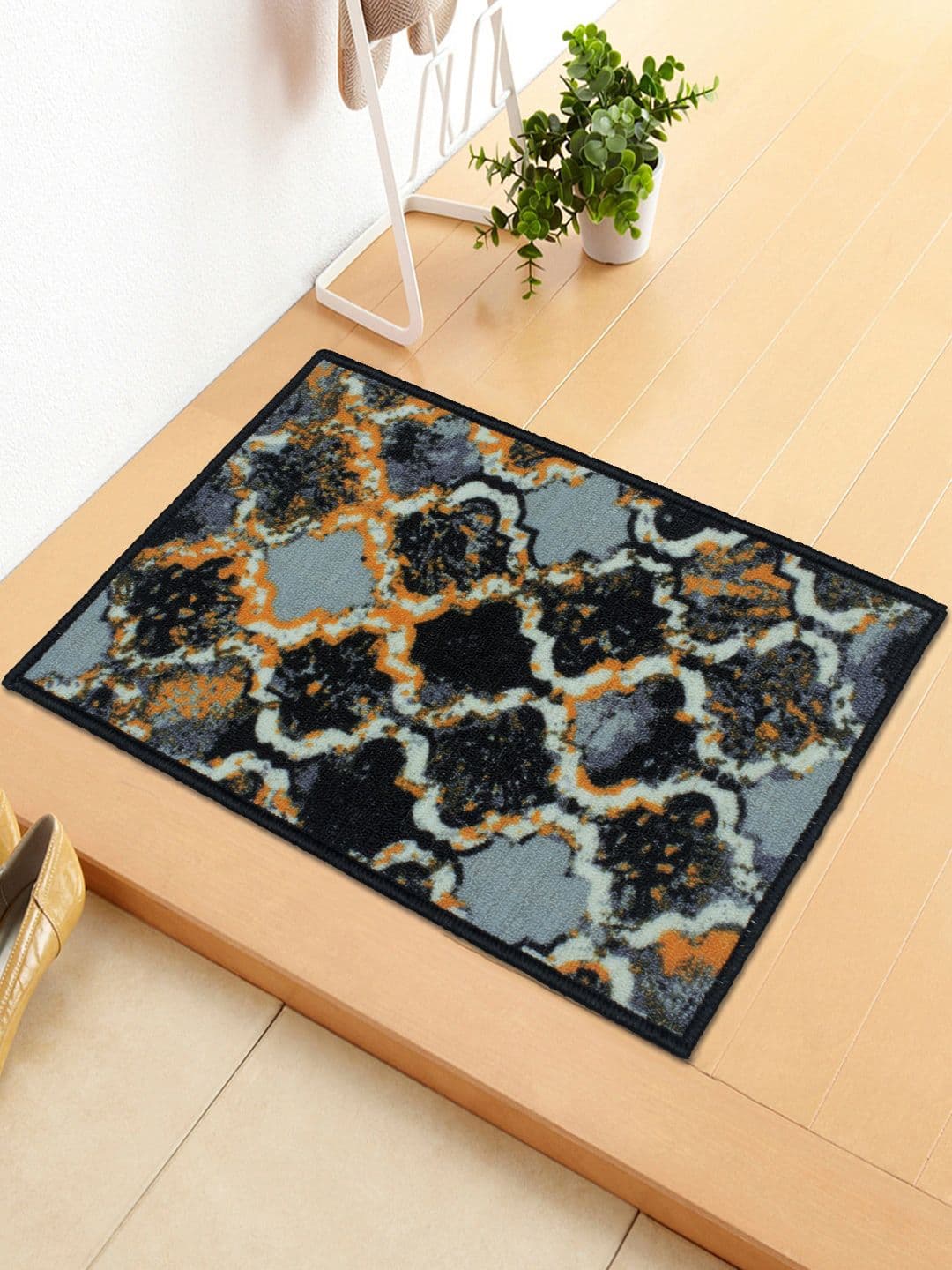 Story@home Grey & Black Geometric Printed Anti-Skid Doormat - view 1