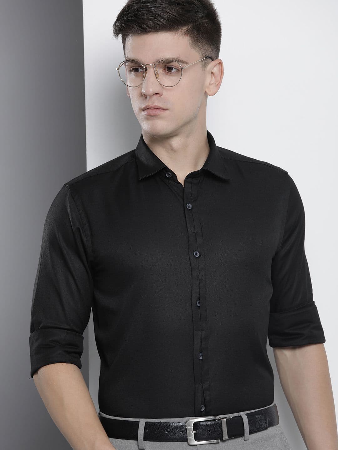 The Indian Garage Co. X Luxe Men Slim Fit Opaque Formal Shirt - view 1