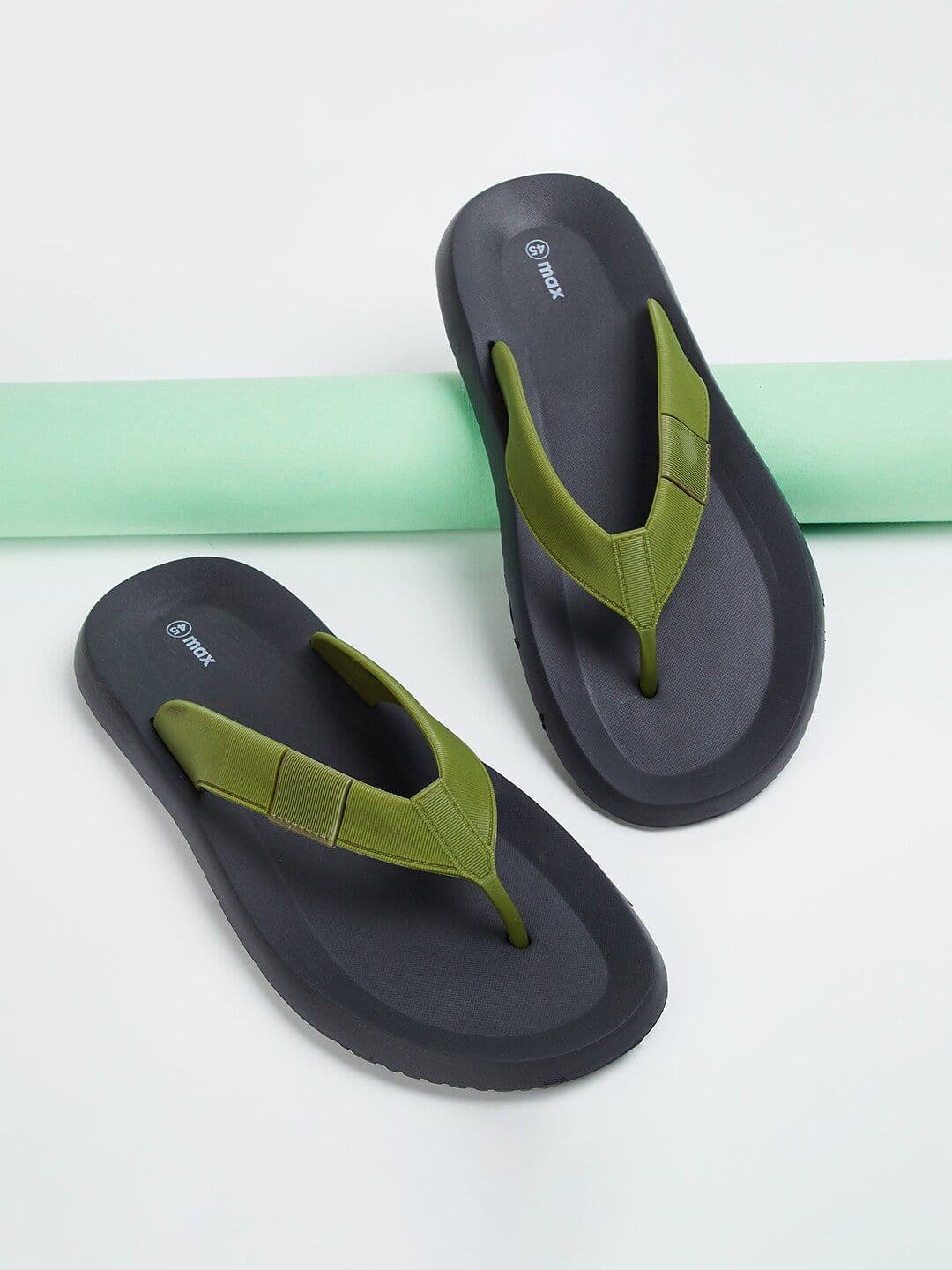 max Men Thong Flip-Flops - view 1