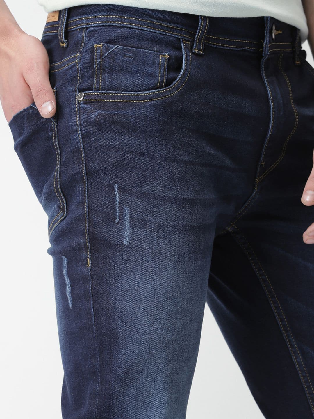 Mast & Harbour Men Blue Slim Fit Mid-Rise Mildly Distressed Stretchable Jeans - view 1