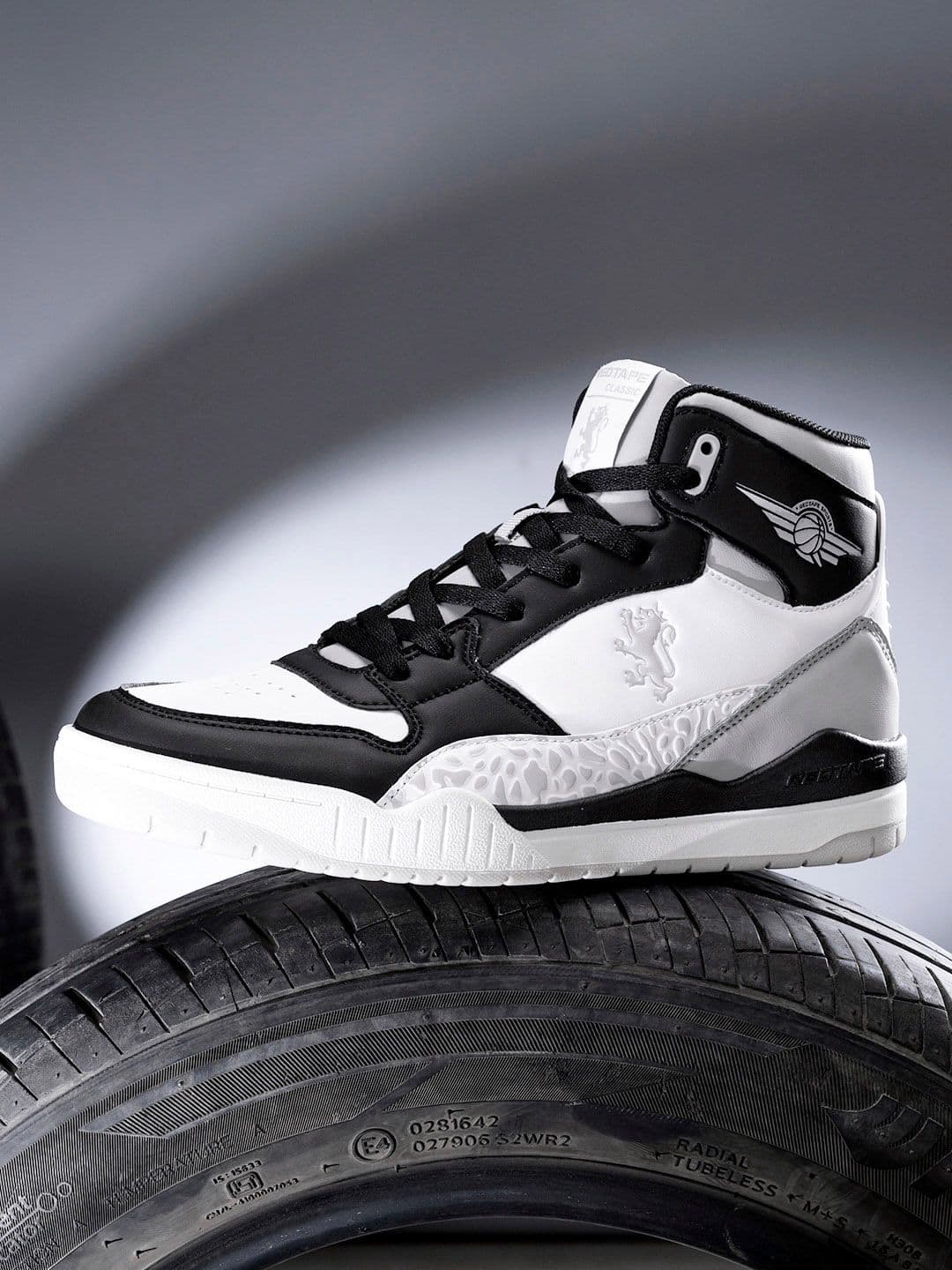 Red Tape Men Mid Top Solid Sneakers - view 1