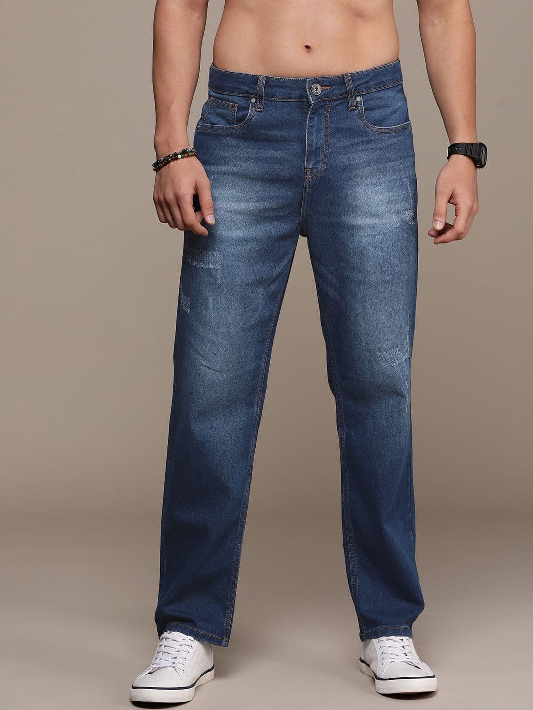 Roadster Men Straight Fit Light Fade Stretchable Jeans - view 1