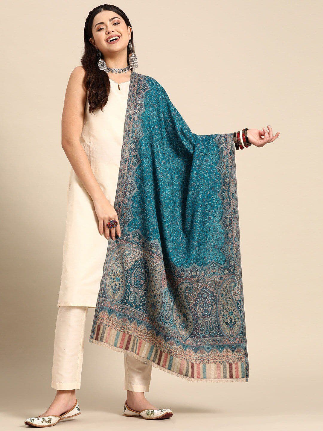 Sangria Woven Design Fringed Border Shawl - view 1