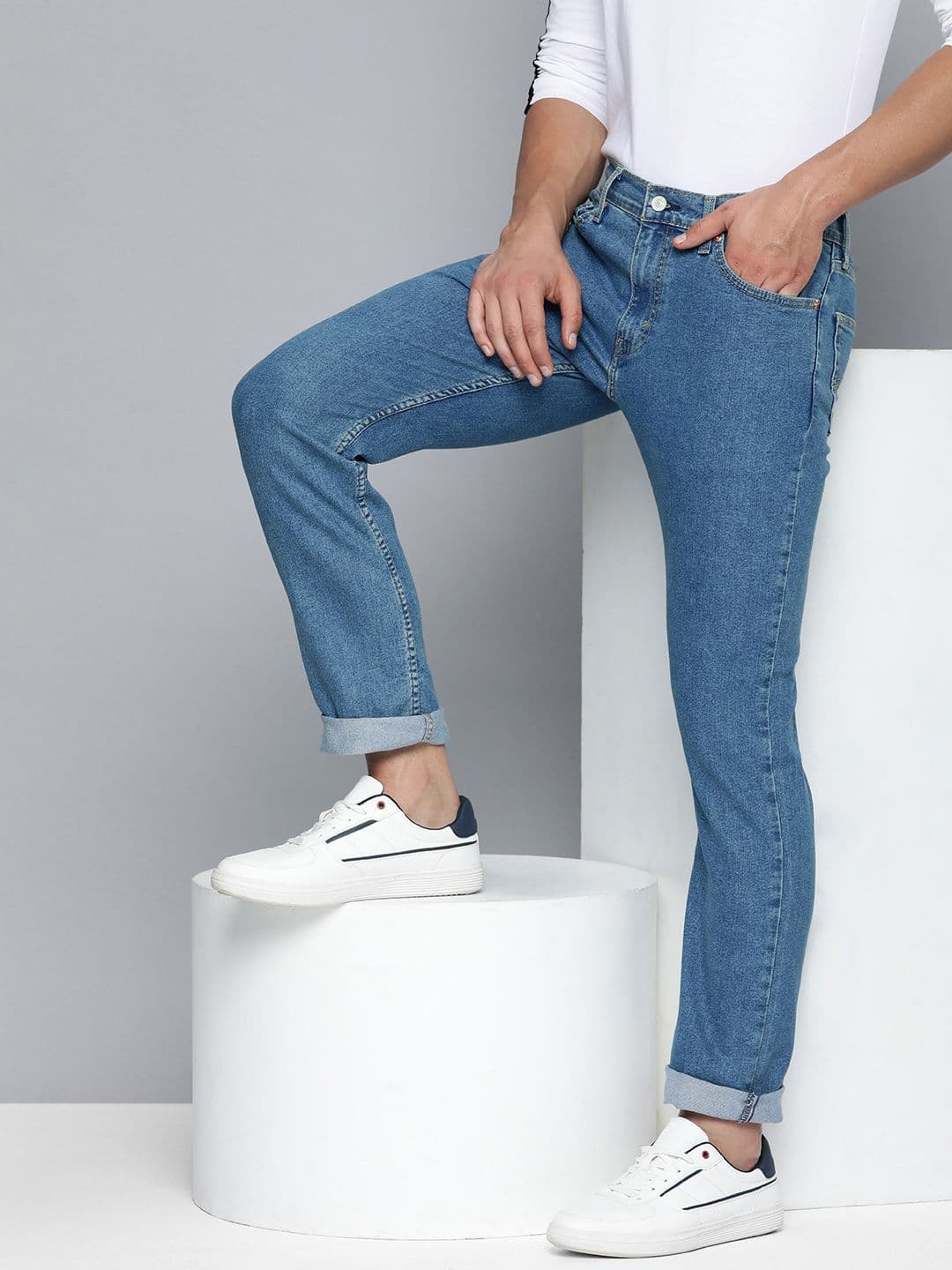 Levis Men 511 Slim Fit Stretchable Jeans - view 1