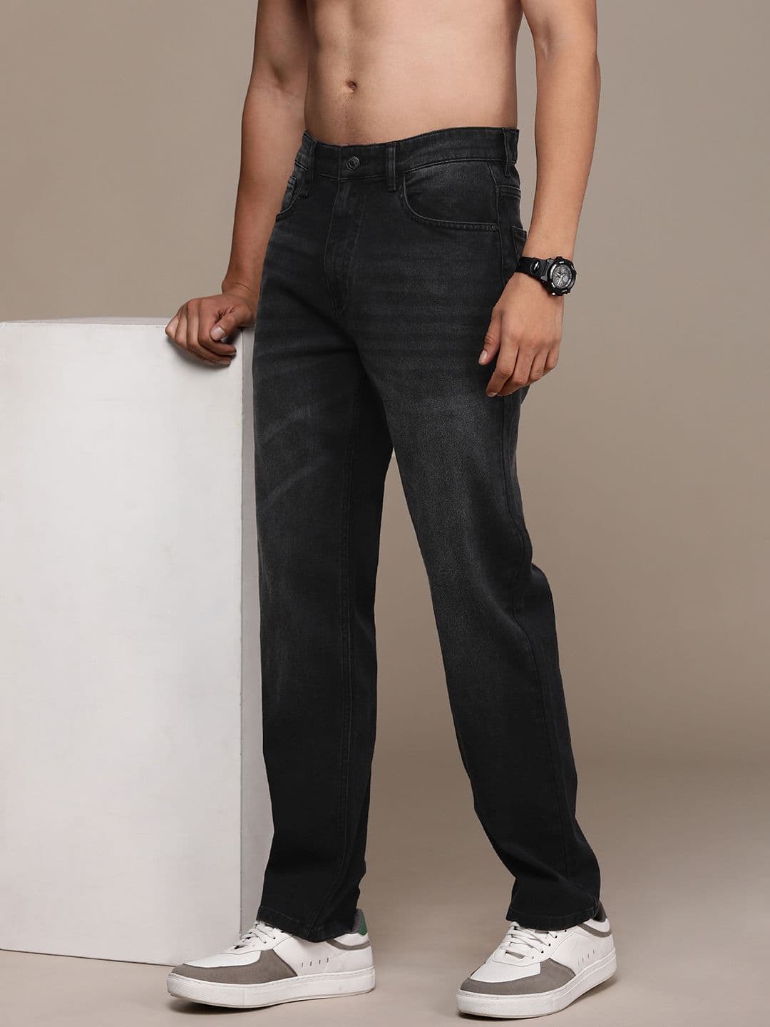 The Roadster Life Co. Men Light Fade Stretchable Jeans - view 1