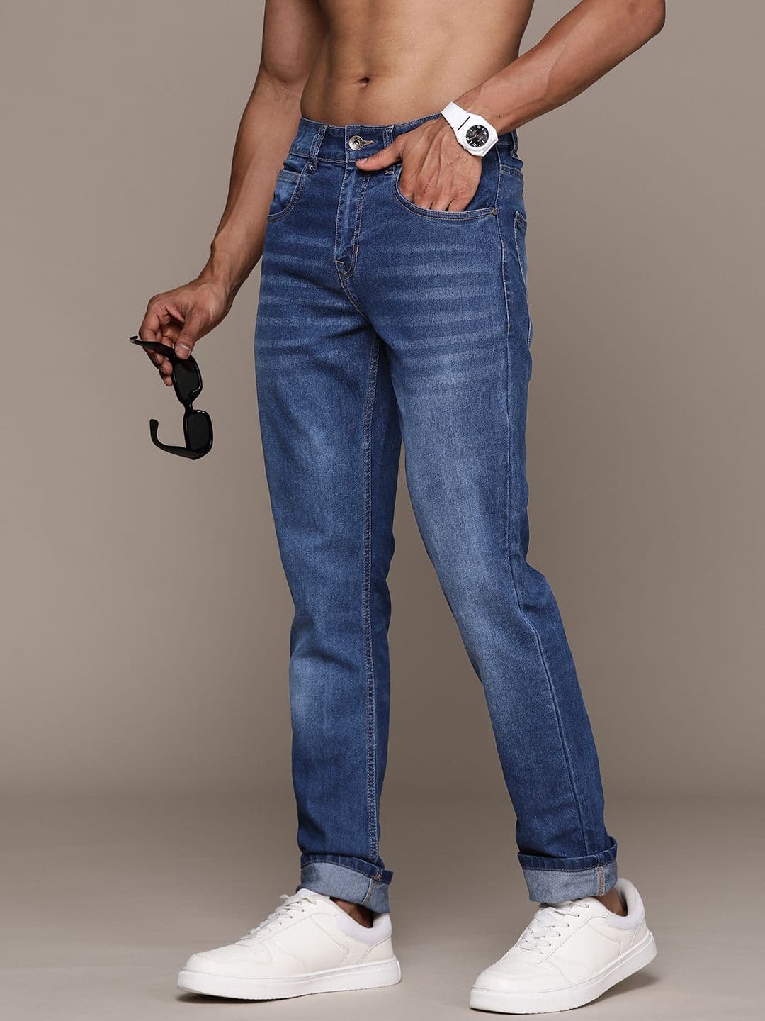 The Roadster Lifestyle Co. Men Slim Fit Light Fade Stretchable Jeans - view 1