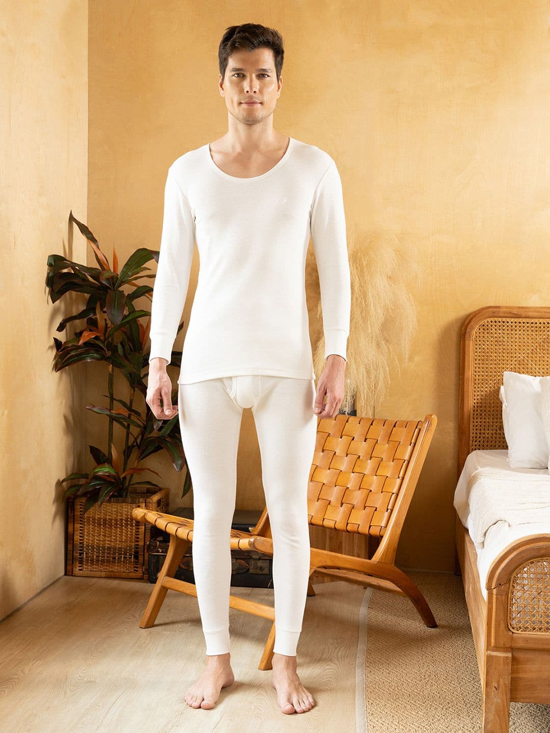 ONN Skinny Fit Round Neck Pure Cotton Thermal Set - view 1