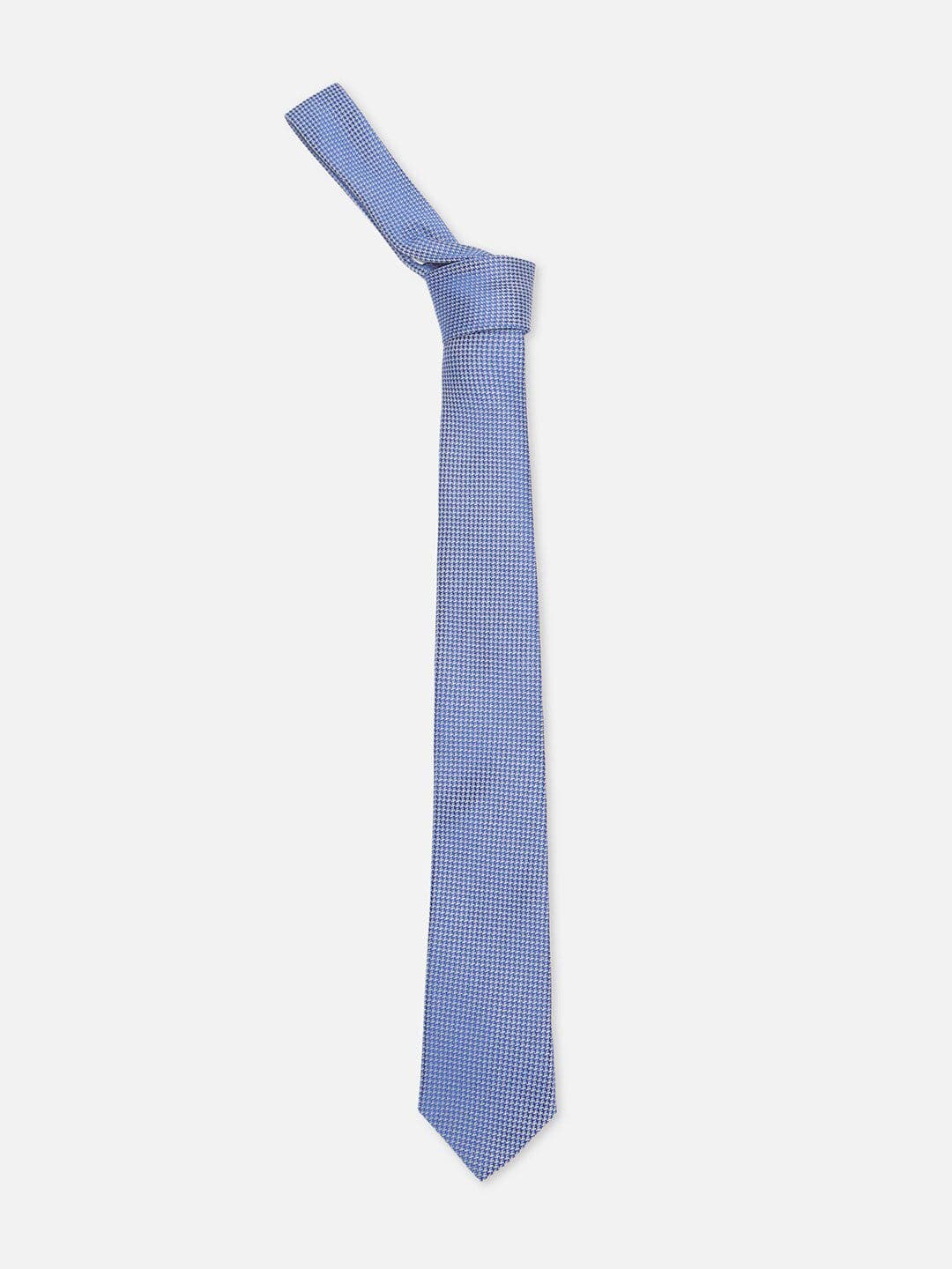 Van Heusen Men Woven Skinny Tie - view 1
