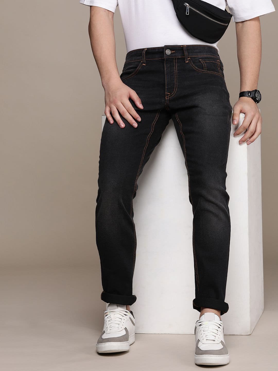 WROGN Men Slim Fit Mildly Distressed Stretchable Jeans - view 1