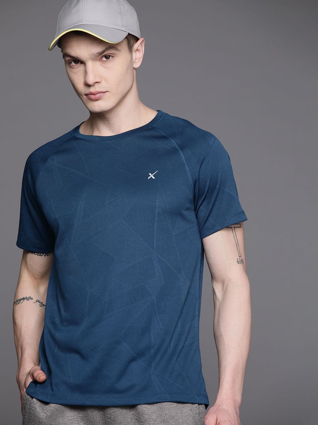 HRX by Hrithik Roshan Men Raglan Sleeves Rapid-Dry Sports T-shirt - view 1