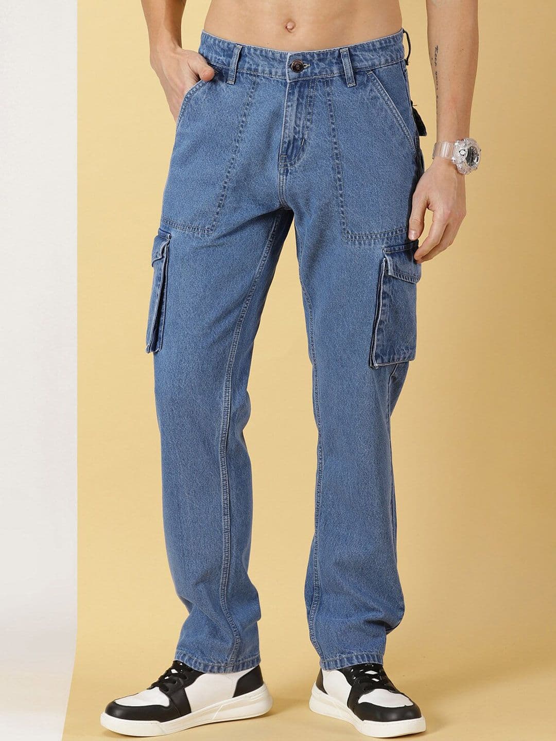 Thomas Scott Men Comfort Relaxed Fit Clean Look Light Fade Pure Cotton Cargo Jeans - view 1