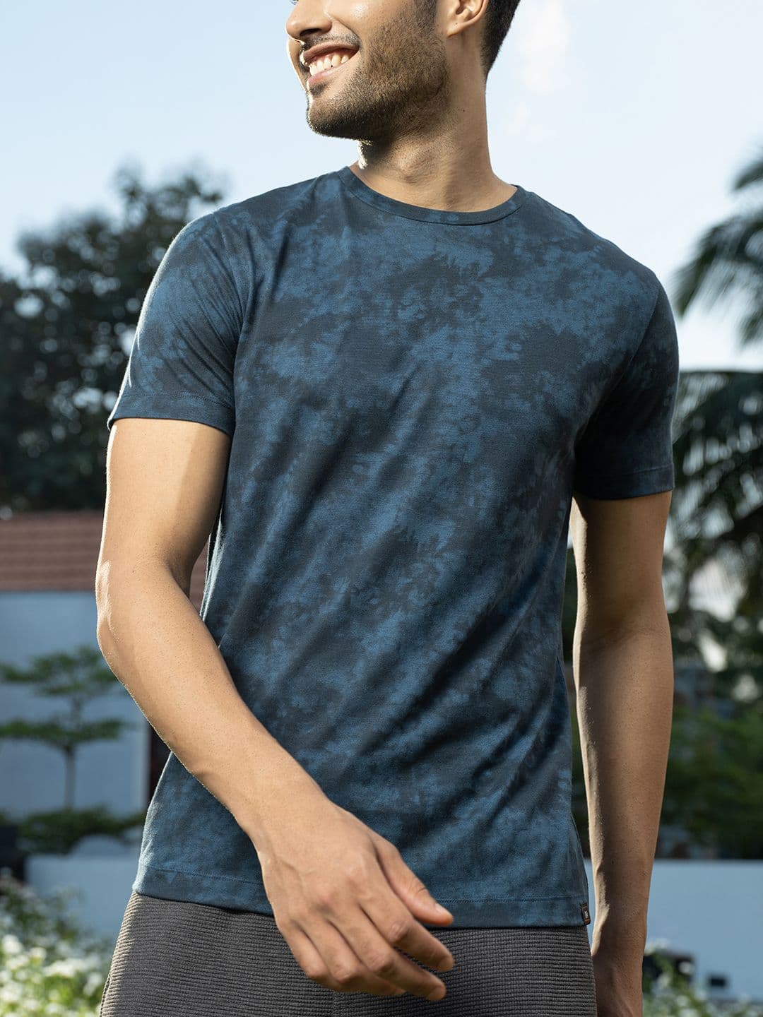 DAMENSCH Breeze Ultra Light Tie & Dye Vortex Blend T-Shirt - view 1