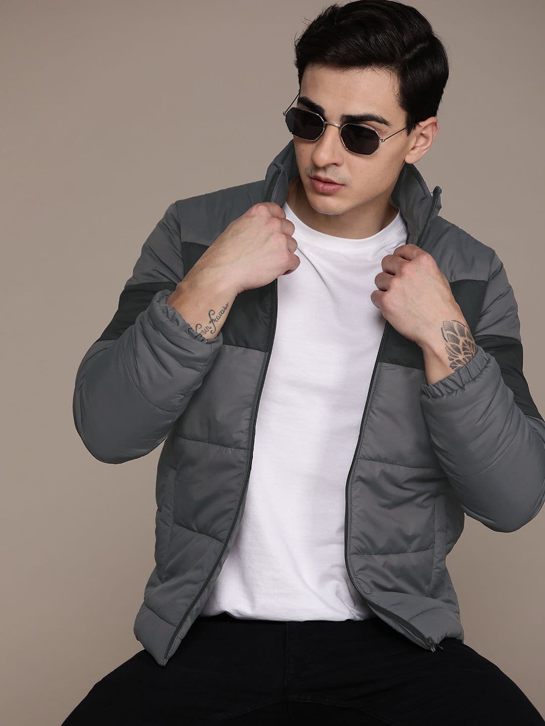 Roadster Men Colourblocked Lightweight Puffer Jacket - view 1