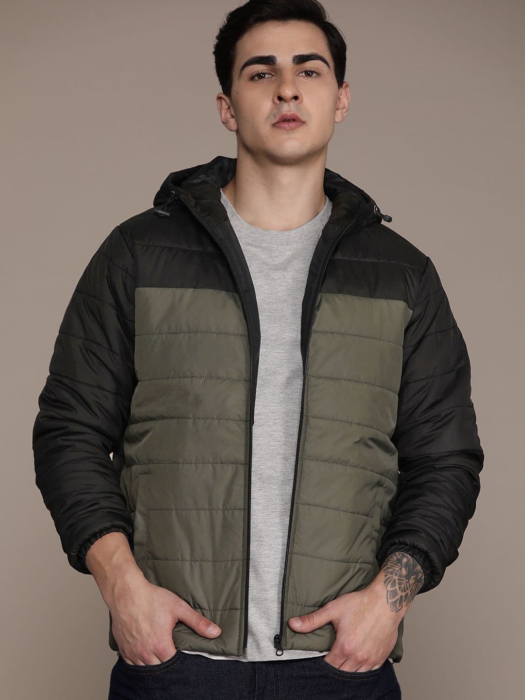 Roadster Men Colourblocked Lightweight Puffer Jacket - view 1