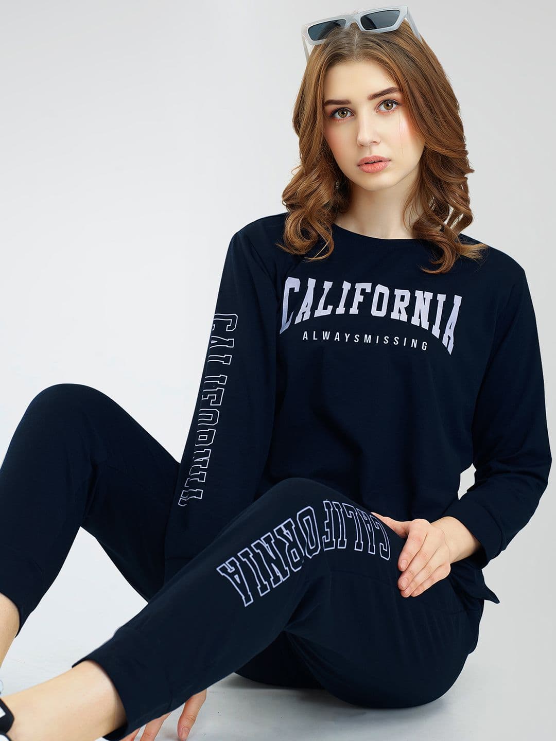 Zeyo Typography Printed Sweatshirt With Jogger - view 1