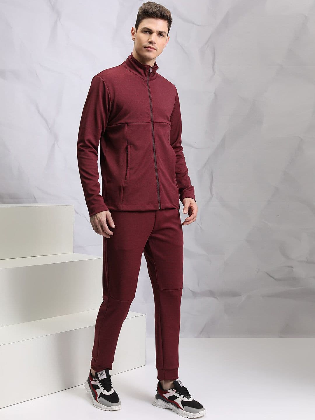HIGHLANDER Full Sleeve Full Zip High Neck Sweatshirt With Joggers - view 1