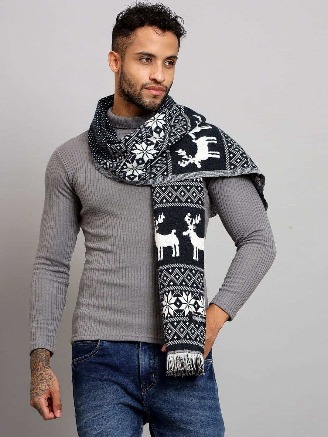 HANDICRAFT PALACE Men Self Design Reversible Woollen Muffler - view 1