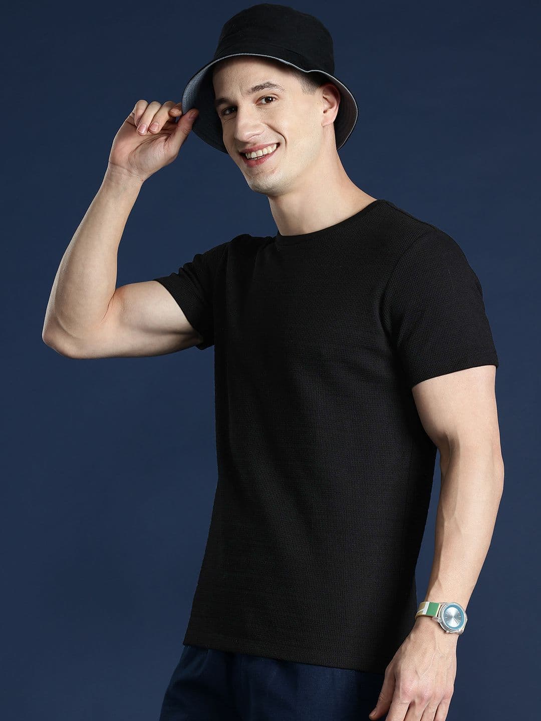 Mast & Harbour Men Solid T-shirt - view 1
