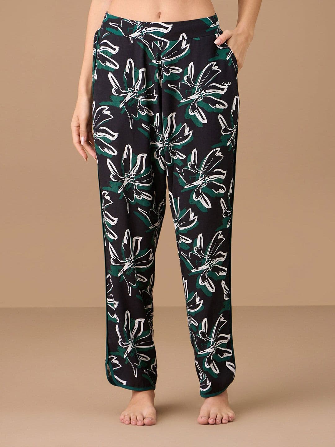 Nykd By Nykaa Women Mid-Rise Floral Printed Straight lounge Pant - view 1