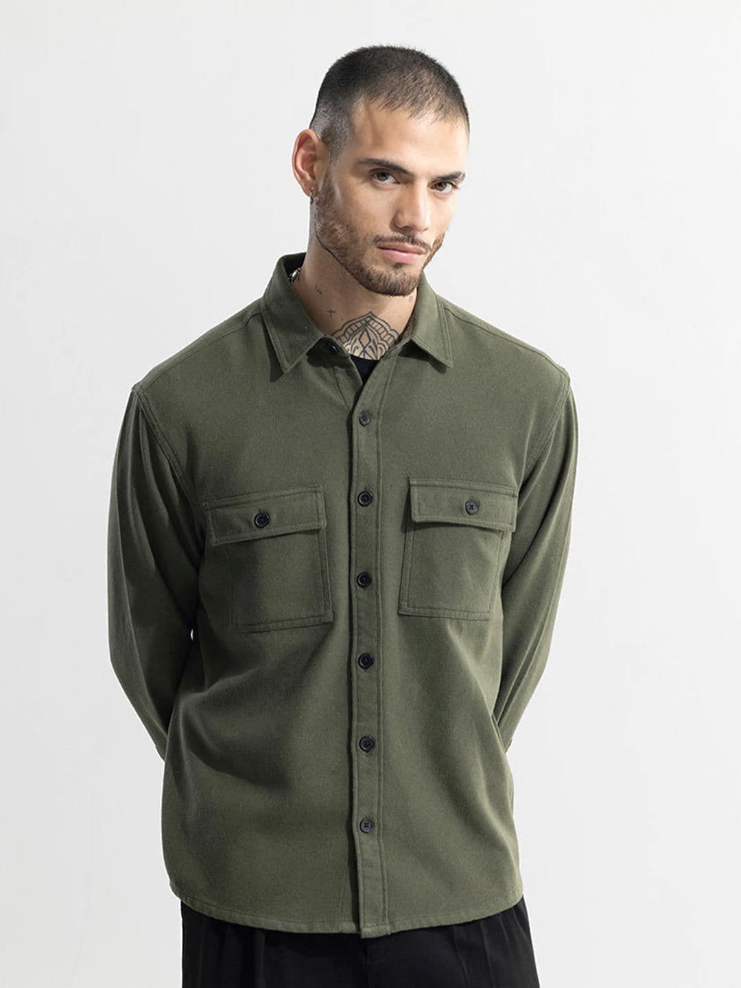 Snitch Green Classic Relaxed Fit Cotton Casual Shirt - view 1